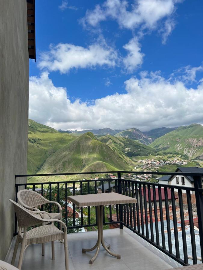 Planet Kazbegi Hotel Luaran gambar