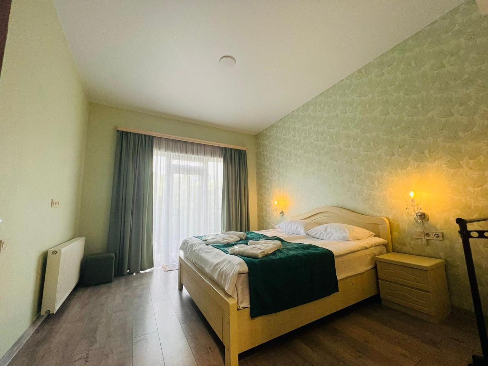 Planet Kazbegi Hotel Luaran gambar